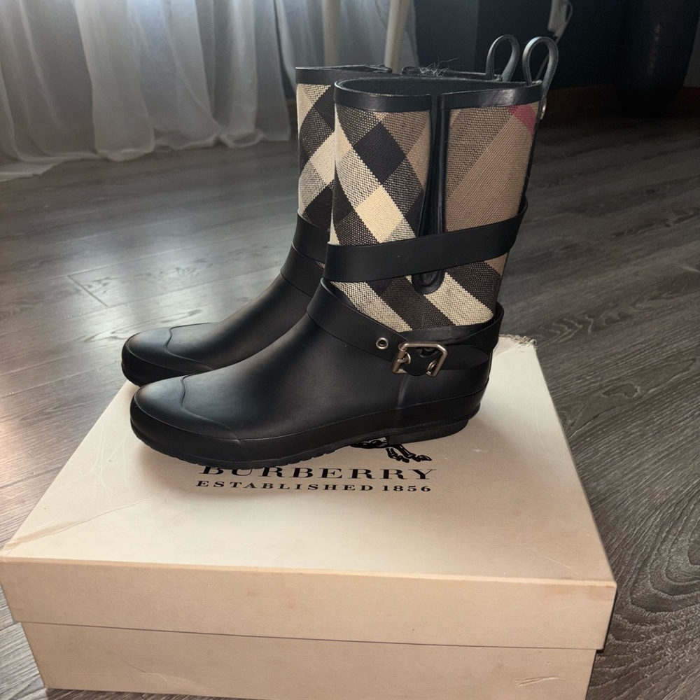 Burberry Beige Rain Boots with Check Pattern